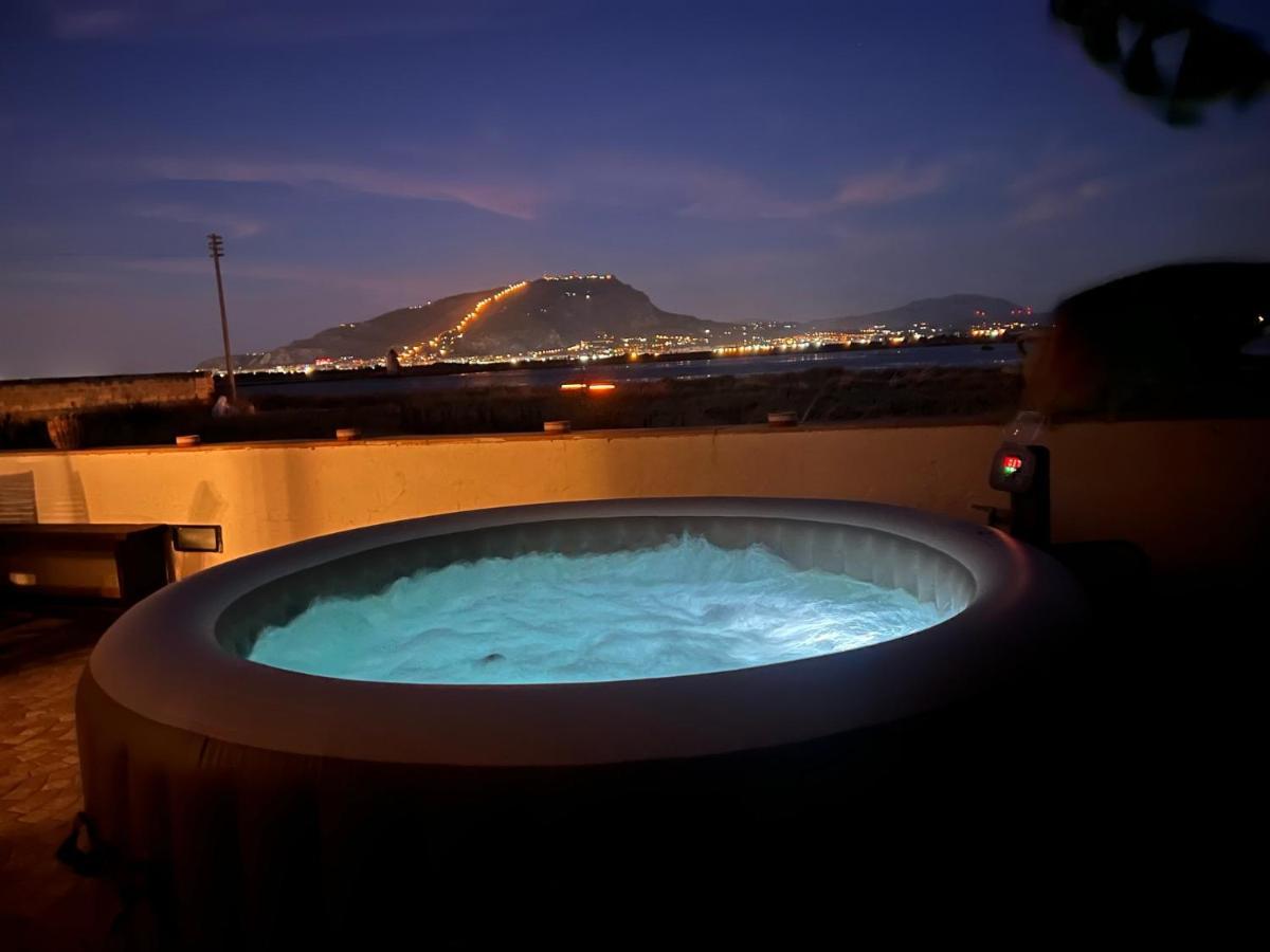 Villa Esclusiva In Riserva Naturale Торре-Нубия Экстерьер фото